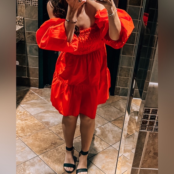 Balloon Poplin Ruffle Dress - Picture 4 of 4